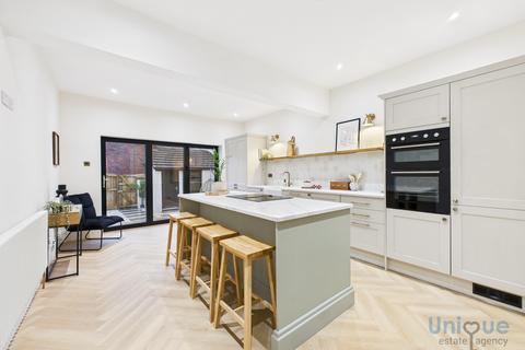 5 bedroom detached house for sale, York Road,  Lytham St. Annes, FY8