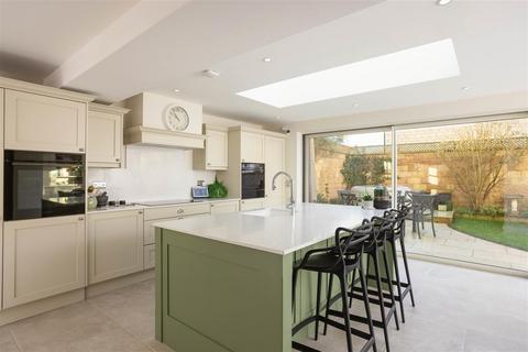 5 bedroom detached house for sale, Oxclose Road, Wetherby LS23