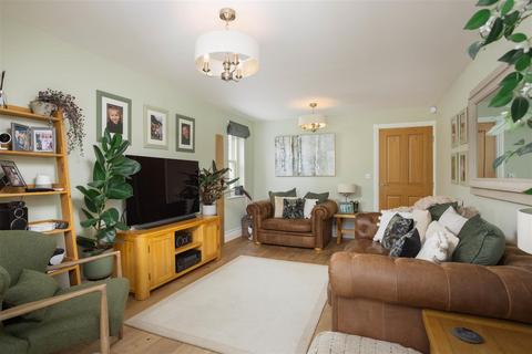 5 bedroom detached house for sale, Oxclose Road, Wetherby LS23