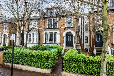2 bedroom apartment to rent, Queens Drive, London, N4