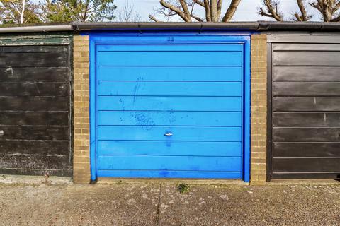 2 bedroom terraced house for sale, Harmers Hay Road, Hailsham