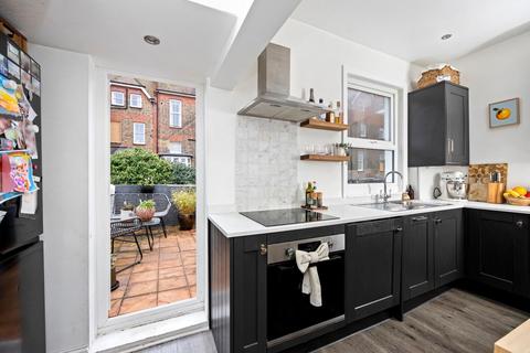 3 bedroom maisonette for sale, Cowper Street, Hove