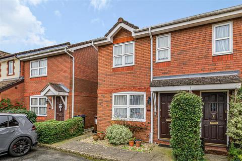 undefined, Mountain Ash Close, Hailsham