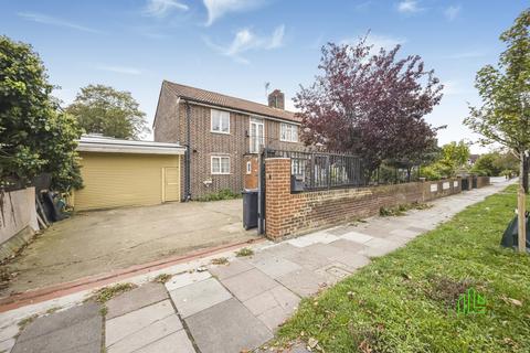4 bedroom semi-detached house for sale, Kings Avenue, London SW12