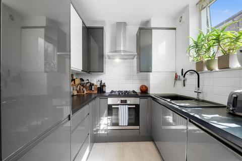 2 bedroom flat for sale, Priory Road, South Hampstead, London, NW6