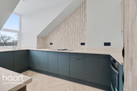 2 bedroom flat for sale, Bulwer Road, London