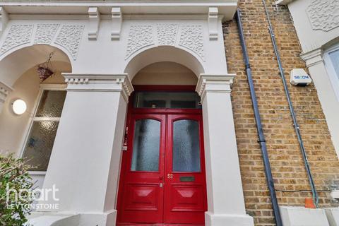 2 bedroom flat for sale, Bulwer Road, London