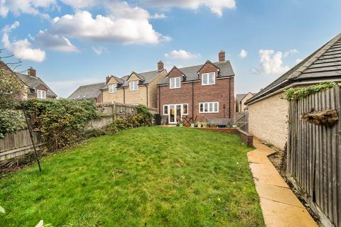 4 bedroom detached house for sale, Coffin Close, Highworth, Swindon, SN6