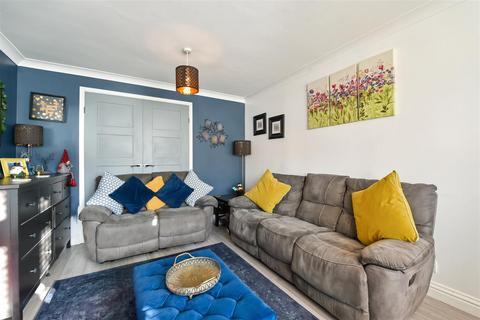 4 bedroom detached house for sale, Rockrose Court, Ludgershall, Andover