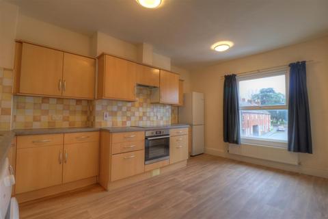 2 bedroom apartment to rent, Port Street, Evesham