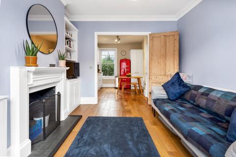 3 bedroom flat for sale, Martaban Road, London, N16