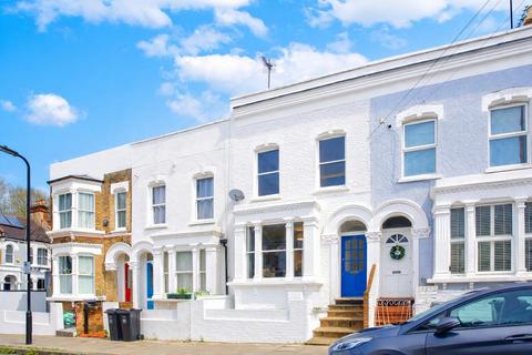 3 bedroom flat for sale, Martaban Road, London, N16