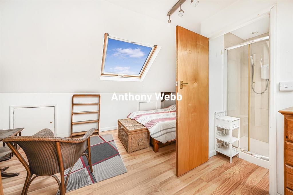 Bedroom 4/Loft Room
