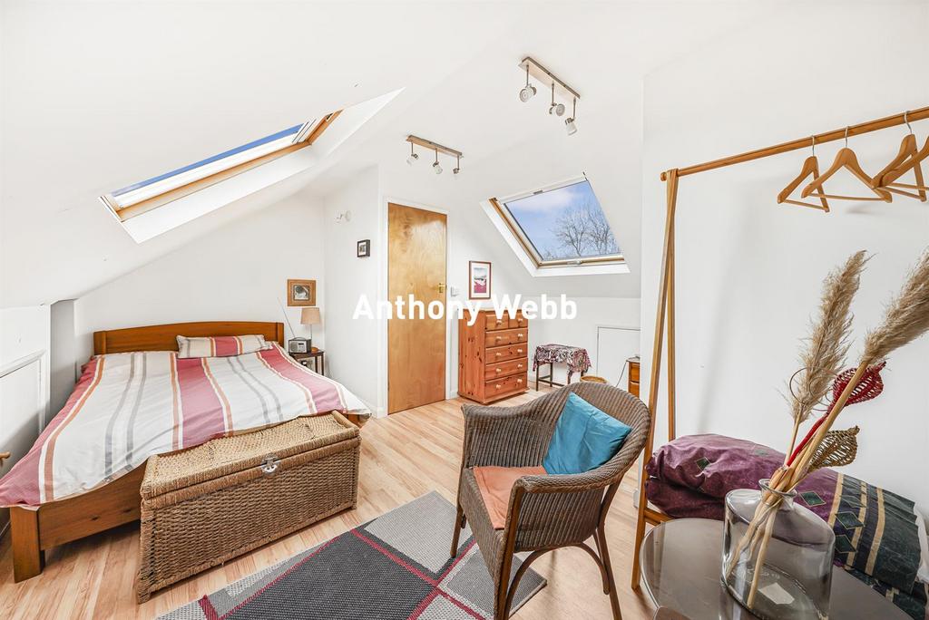 Bedroom 4/Loft Room