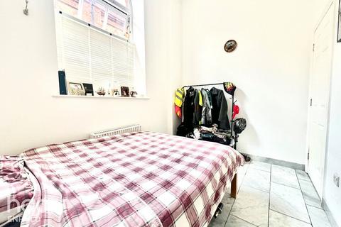 1 bedroom apartment for sale, Harston Drive, Waltham Abbey