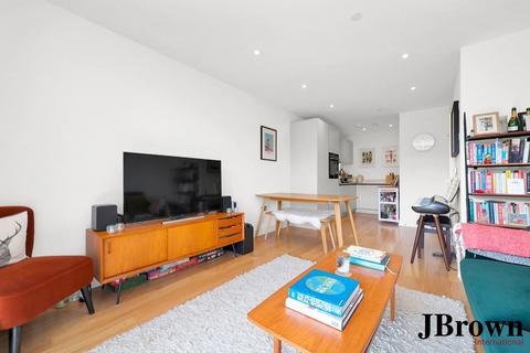 1 bedroom flat for sale, Lorimer House, 9 Navigators Walk, London, Greater London, E3