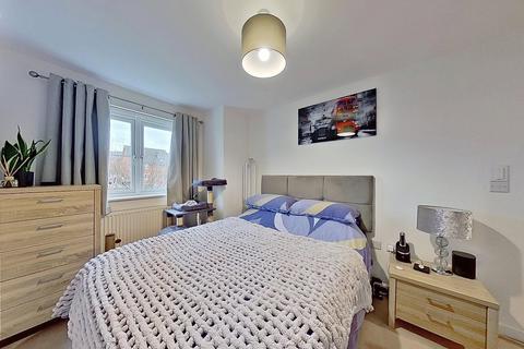 2 bedroom flat for sale, Weyman Terrace, Herne Bay, CT6 6DY