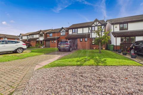 4 bedroom detached house for sale, Fairhaven Close, Great Sankey, WA5
