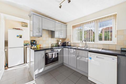 4 bedroom detached house for sale, Fairhaven Close, Great Sankey, WA5