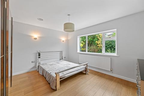 undefined, Victoria Avenue, Grappenhall, WA4