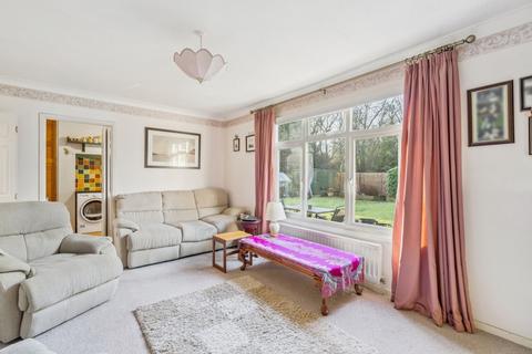 2 bedroom semi-detached bungalow for sale, Moseley Road, High Wycombe HP14