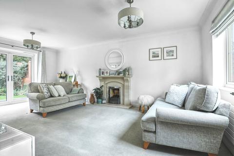 4 bedroom detached house for sale, Ferney Road, Cheshunt, EN7