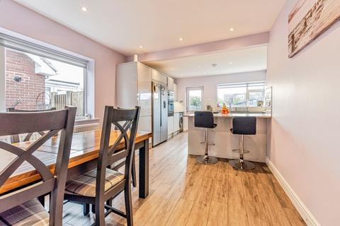 3 bedroom semi-detached house for sale, Haymakers Way, Chester, CH1