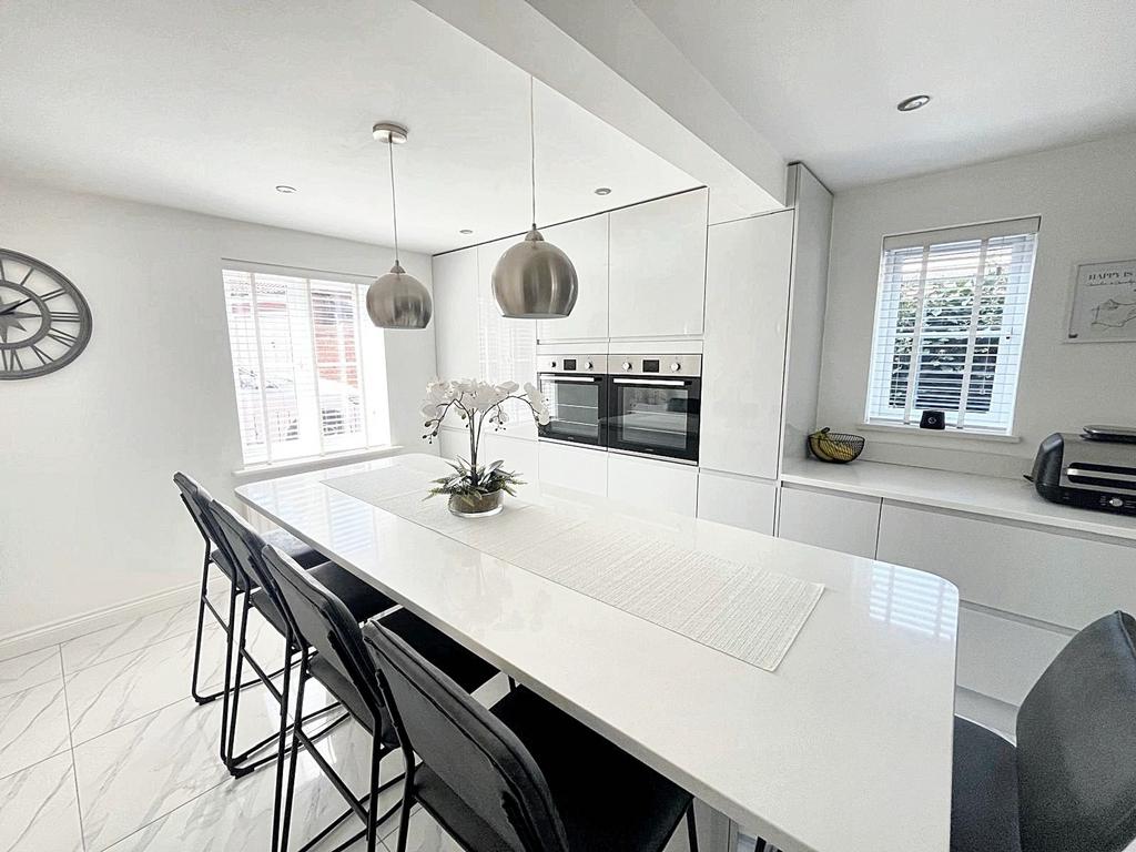 Kitchen / Diner