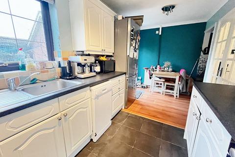 undefined, Saxon Drive, Trowbridge BA14