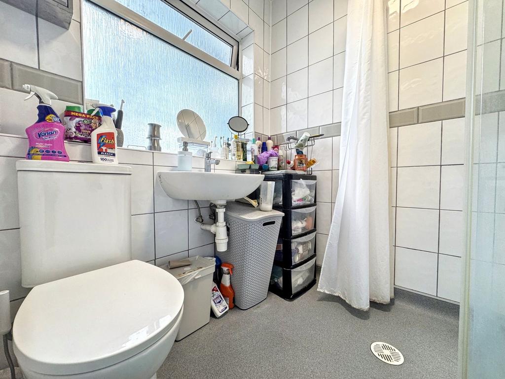 Family shower-room
