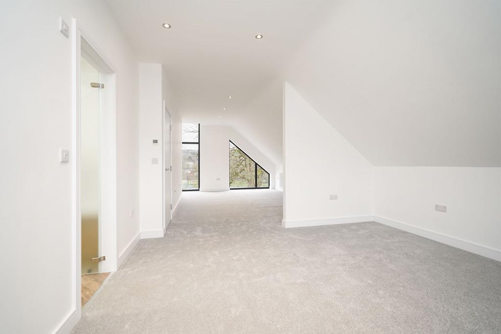 Bedroom 2 - Second Floor