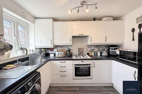 2 bedroom terraced house for sale, Heol Gruffydd, Pontypridd, CF37