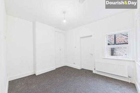 2 bedroom property to rent, Stafford Street, Market Drayton TF9