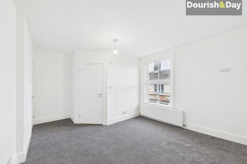 2 bedroom property to rent, Stafford Street, Market Drayton TF9