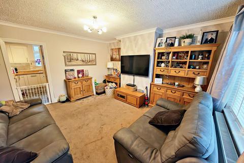 3 bedroom terraced house for sale, Longfield Road, Trowbridge BA14