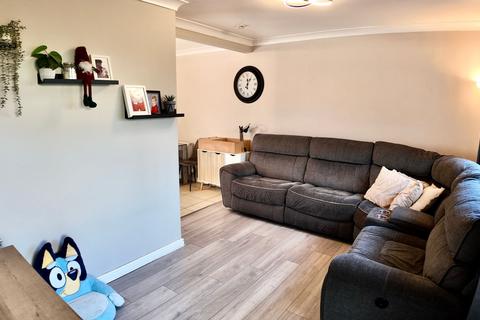 3 bedroom semi-detached house for sale, Claerwen, Gelligaer, CF82