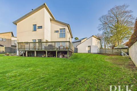 5 bedroom detached house for sale, Garth Gardens, Brampton CA8