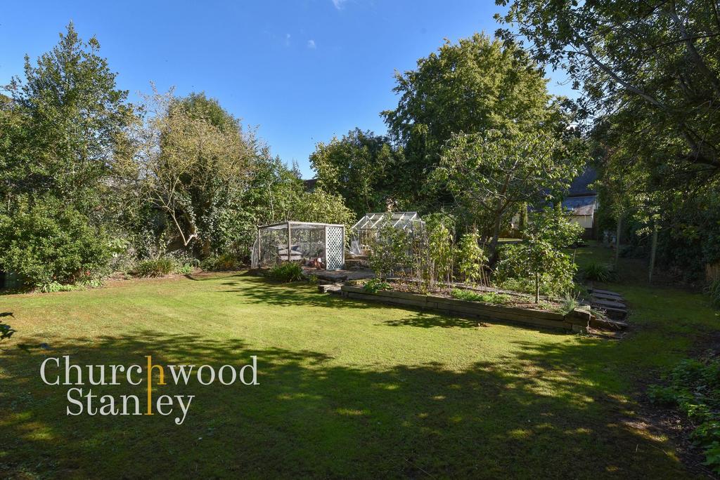 Rear garden reverse