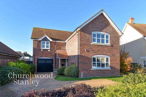 4 bedroom detached house for sale, Winney Close, Bradfield, CO11