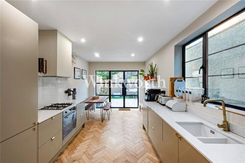 3 bedroom terraced house for sale, La Rose Lane, London, N15