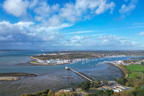 Newtown Road, Warsash, Southampton, Hampshire, SO31