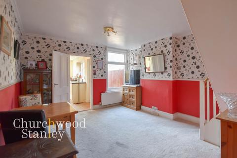3 bedroom end of terrace house for sale, Campion Road, Colchester, CO2
