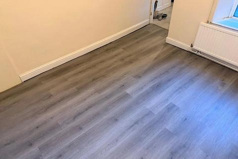 undefined, Middleton Street, Neath SA11