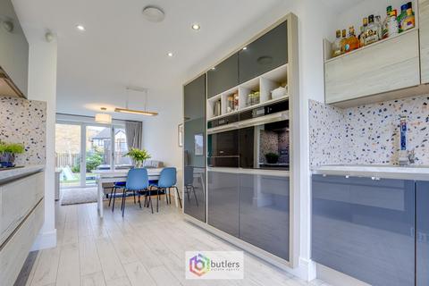 4 bedroom semi-detached house for sale, Cherry Wood Way, Waverley, S60