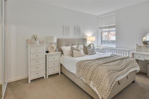 1 bedroom apartment for sale, 8 Ingrave Road, Brentwood, Essex