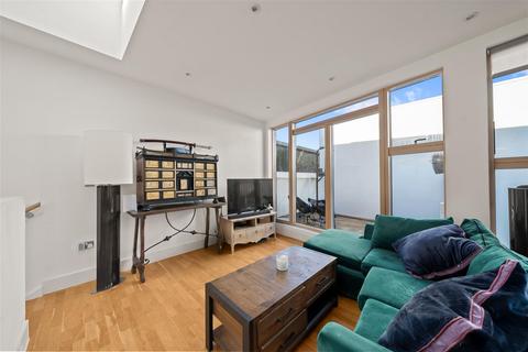 undefined, Walnut Tree Close, Guildford