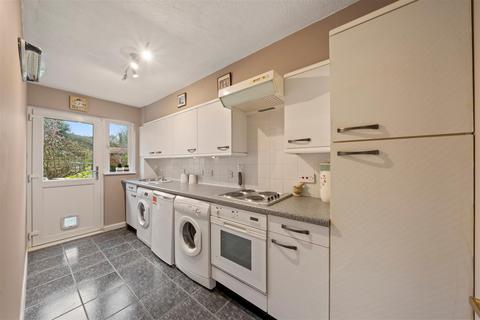 1 bedroom maisonette for sale, Queens Road, Guildford