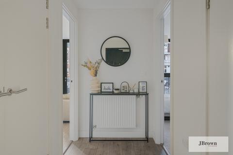 1 bedroom apartment for sale, Willowbrook House, Coster Avenue, London, Greater London, N4