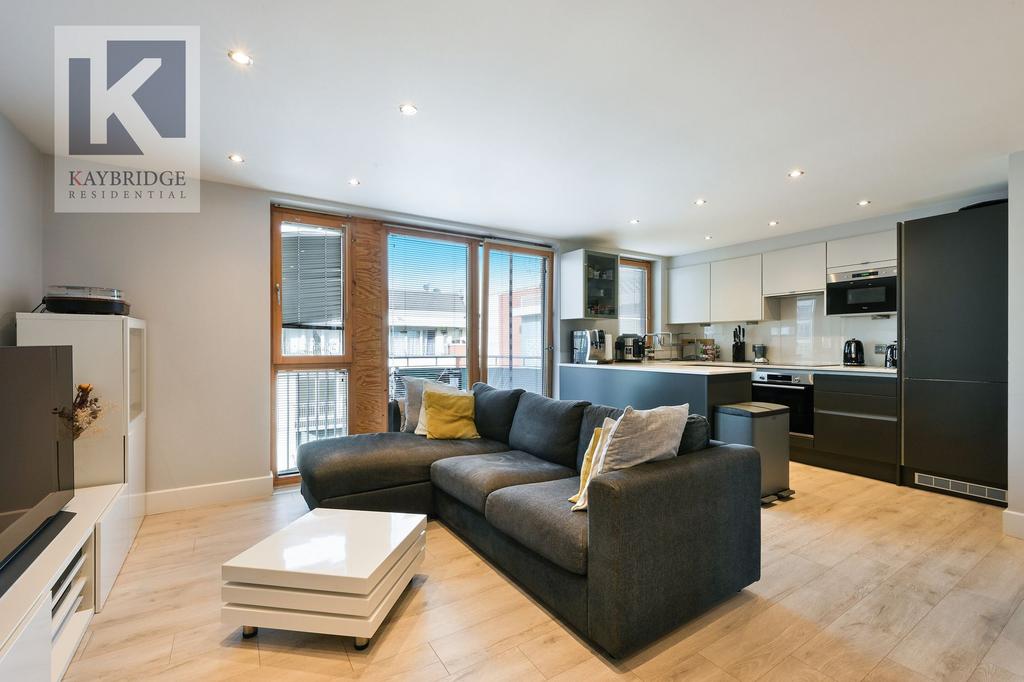 The Oaks Square, Epsom - KT19 8 AR