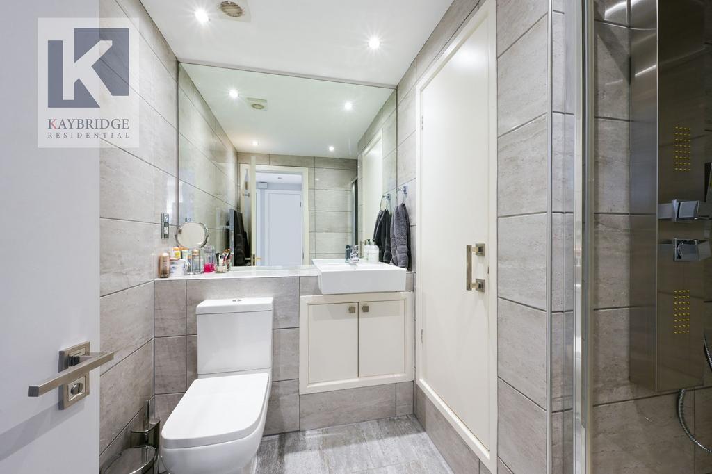 The Oaks Square, Epsom - KT19 8 AR
